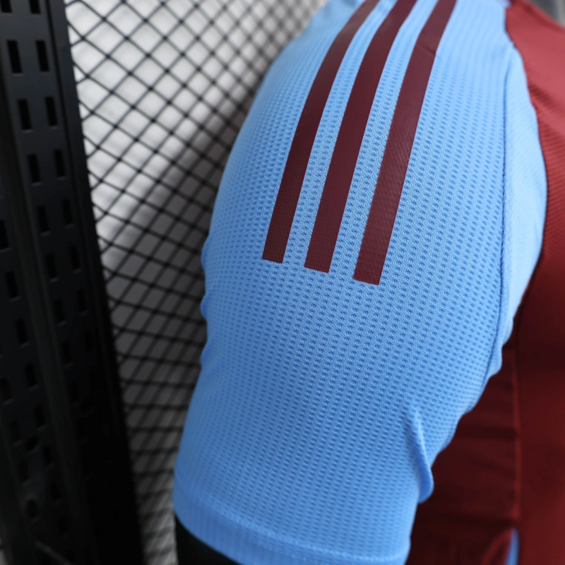 2024/2025 Aston Villa Thuis